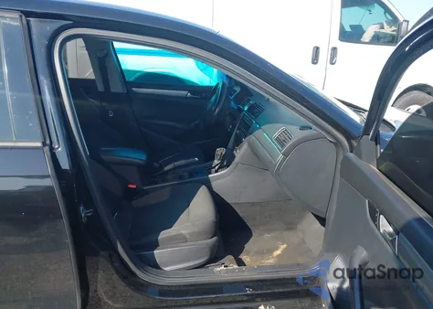 2013 Volkswagen Passat S from USA, damaged, VIN 1VWAP7A36DC118931